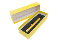 L'emballage de fantaisie d'or carré enferme dans une boîte la boîte de papier de bâton de beauté de matière première