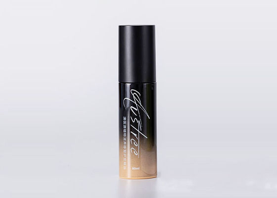 bouteilles 70ml cosmétiques faites sur commande avec la bouteille blanche de jet de parfum de jet de poussée