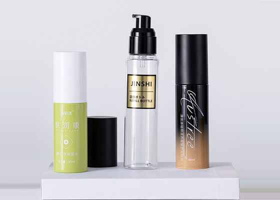 bouteilles 70ml cosmétiques faites sur commande avec la bouteille blanche de jet de parfum de jet de poussée