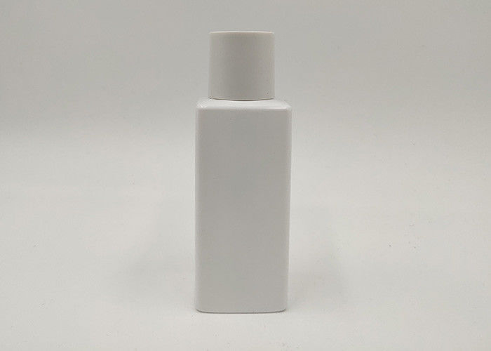 bouteille en plastique de soins de la peau d'ANIMAL FAMILIER cosmétique blanc de la couleur 100ml avec le couvercle à visser